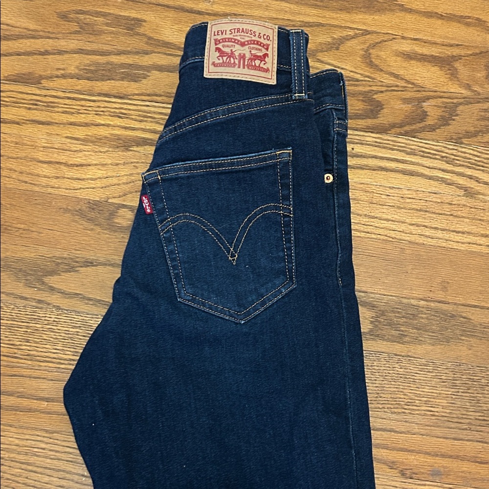 Levi's Jeans Women’s 26 Dark Blue RibCage Straight Leg Distressed - Picture 10 of 11